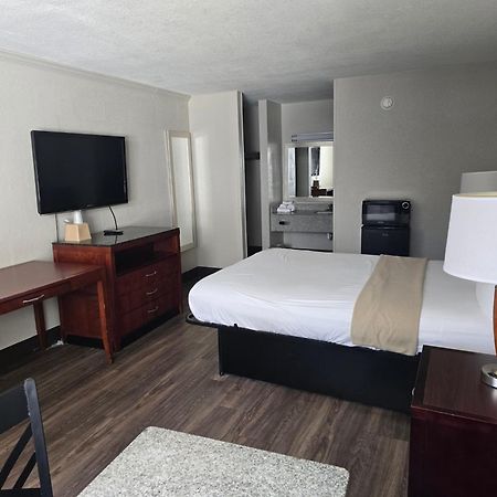 Days Inn By Wyndham Raleigh South Extérieur photo