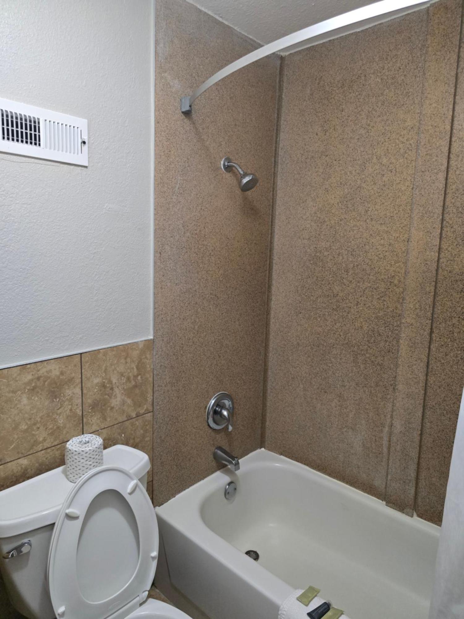 Days Inn By Wyndham Raleigh South Extérieur photo