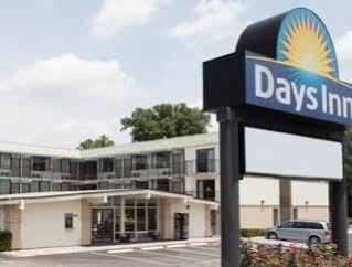 Days Inn By Wyndham Raleigh South Extérieur photo